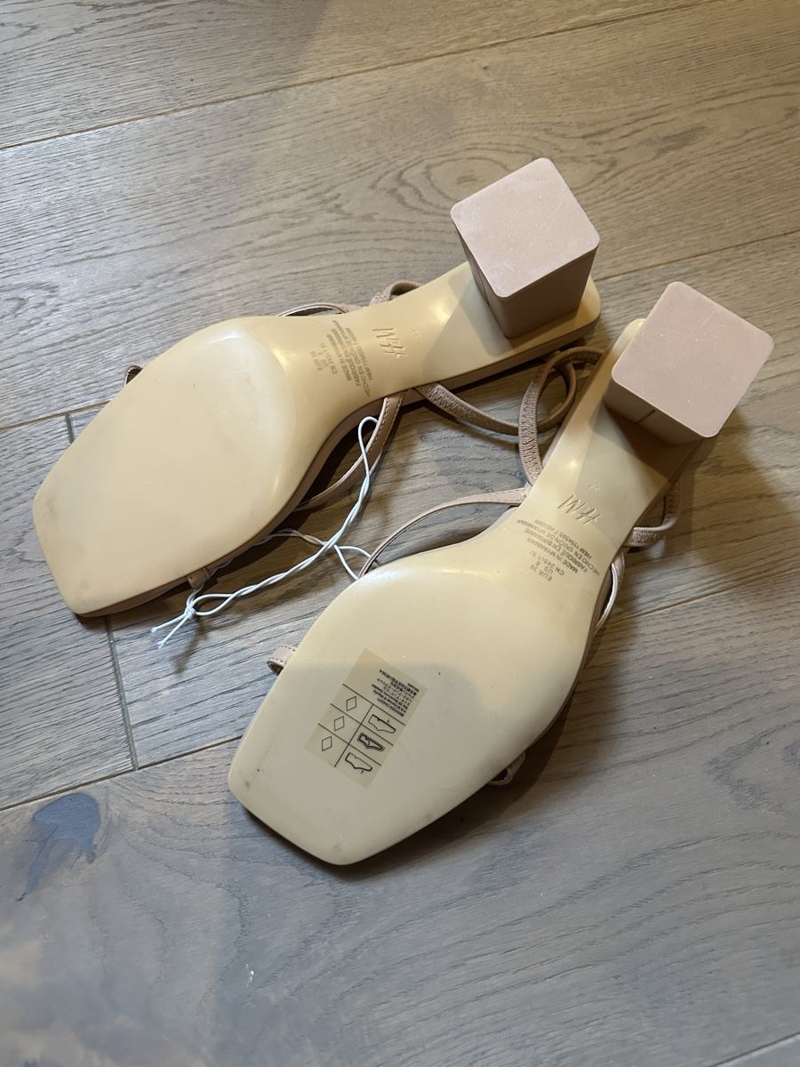 H&M Chaussures femmes: Damen Sandalen 39 Neu – Neuf avec emballage d'origine à Triesen par nenaan 4