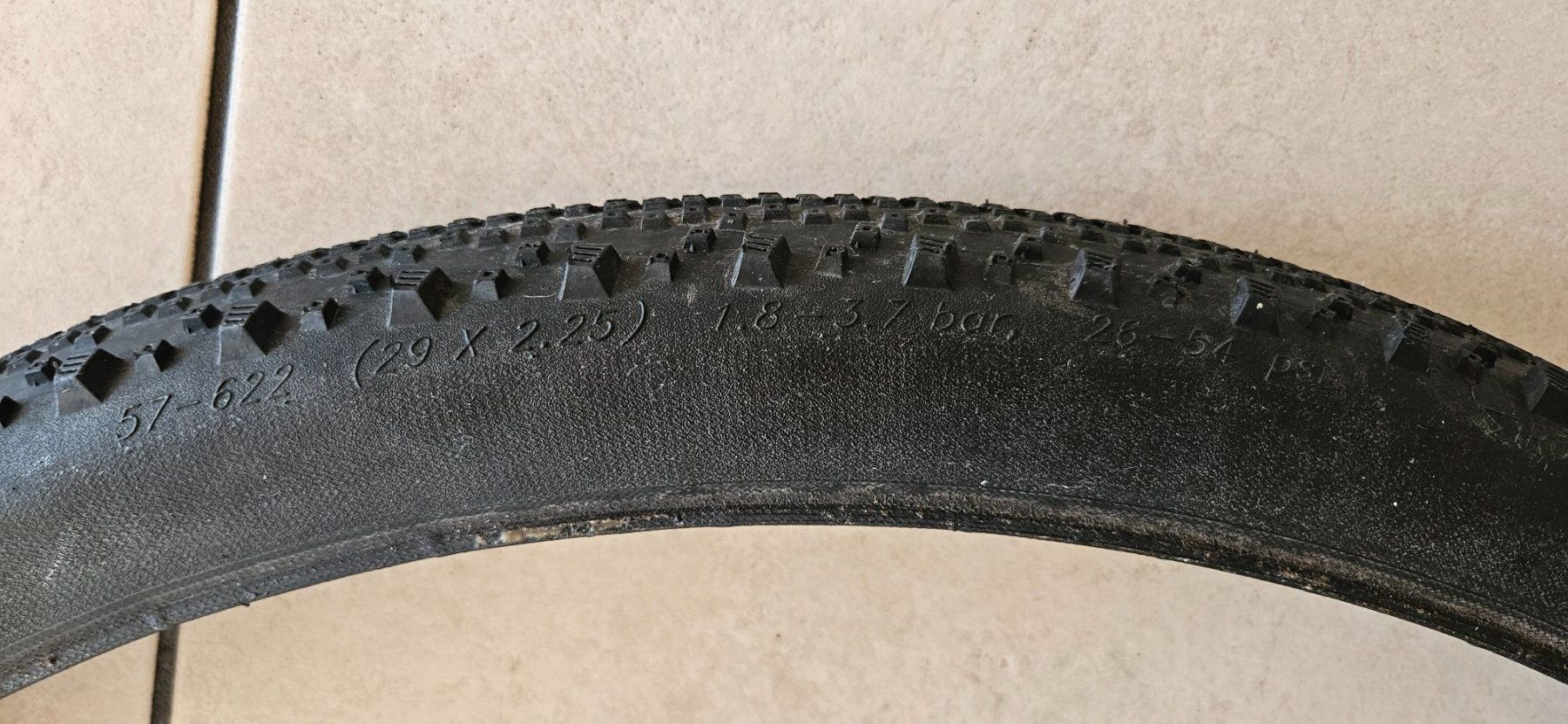 Schwalbe Pneus & Kompletträder: 2 Pneu Schwalbe, Thunder Burt, Addix Speed, 29er – Gebraucht aus Trachslau von Daniel12766 5