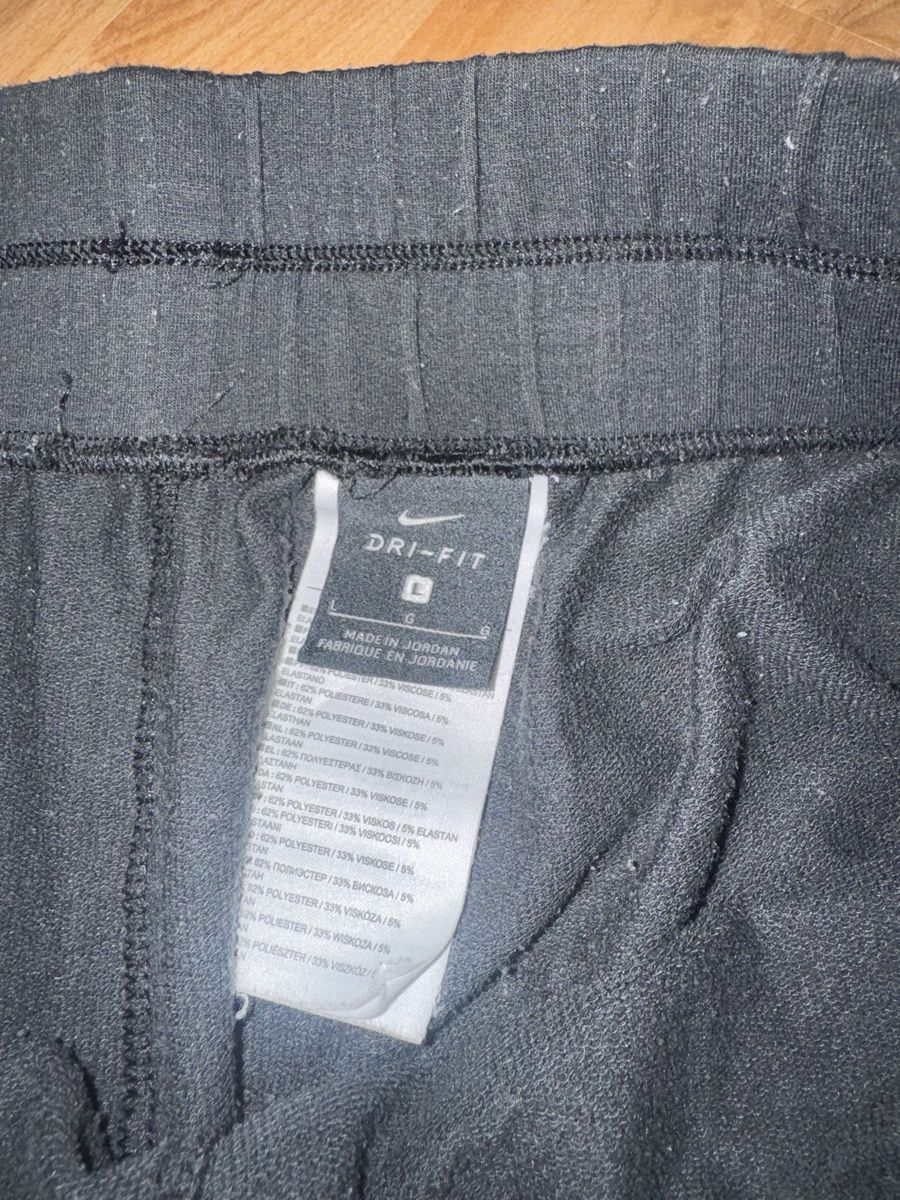 Nike Pantaloni: Nike Dri-FIT Jogginghose – Usato da Zeglingen venduto da nor_6sjq 2