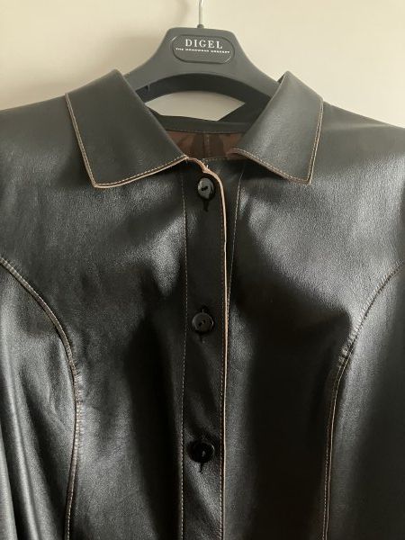 Giacche: Exklusive Lederjacke, Grösse 38, Schwarz/innen Leopardmuster – Nuovo (secondo la descrizione) da Märwil venduto da Yvonne034 2