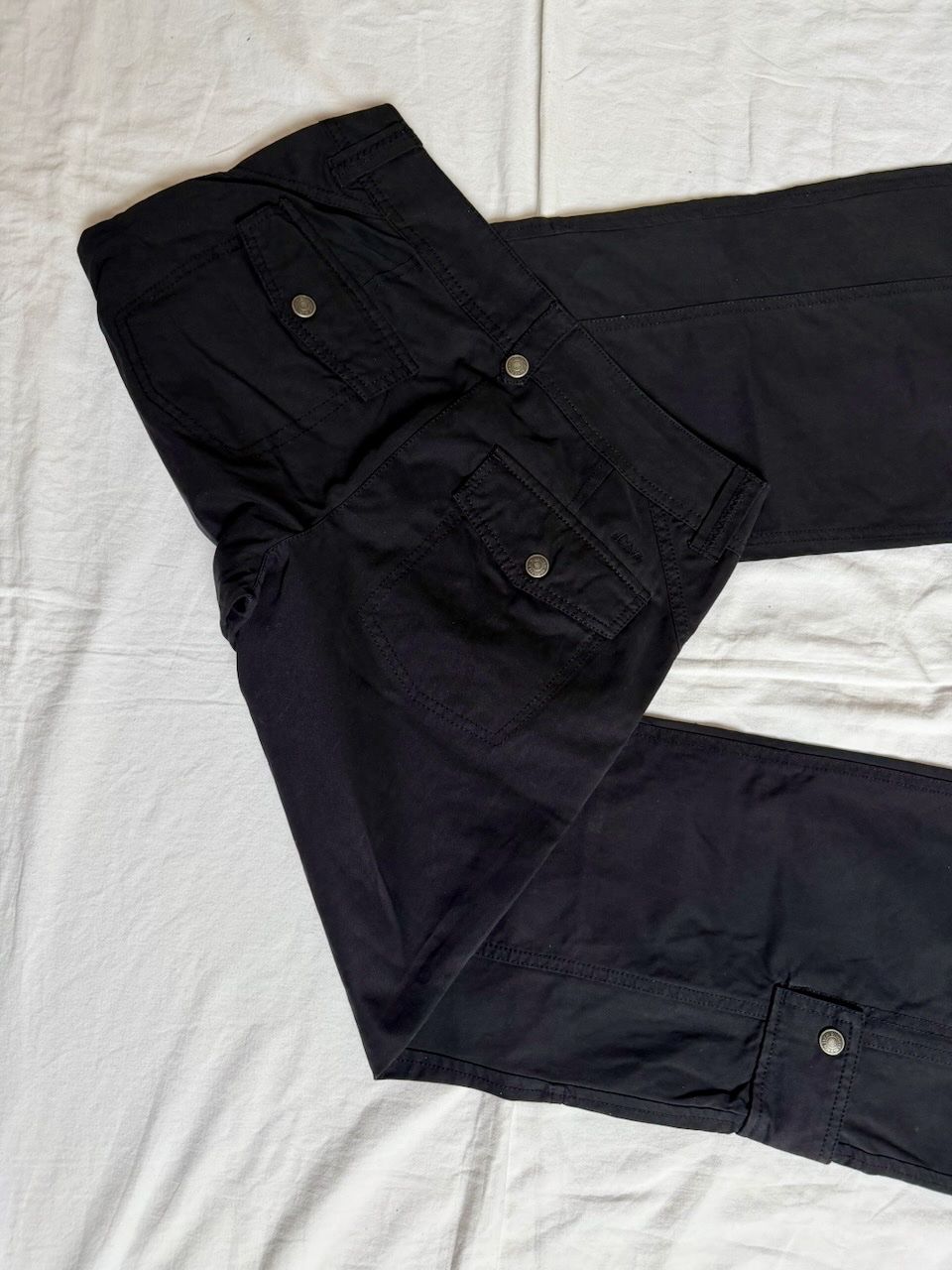 S.Oliver Pantaloni: s.Oliver, Damen-Cargohose, schwarz, Gr. 36 – Nuovo (secondo la descrizione) da Basel venduto da Solaia28 4