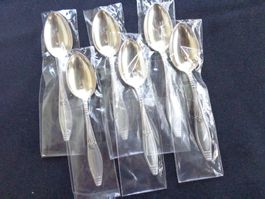 * 6 X TRES JOLIE CUILLERES A MOKA EN ARGENT 800 NEUF