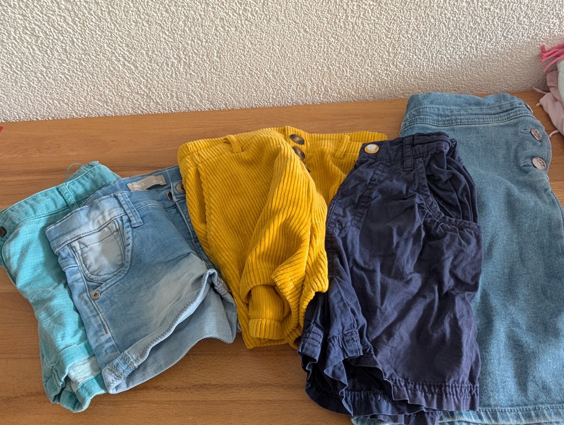Lotti & Set di vestiti: Kleiderpaket Mädchen Gr. 128/134 – Usato da Albinen venduto da otiliav 4
