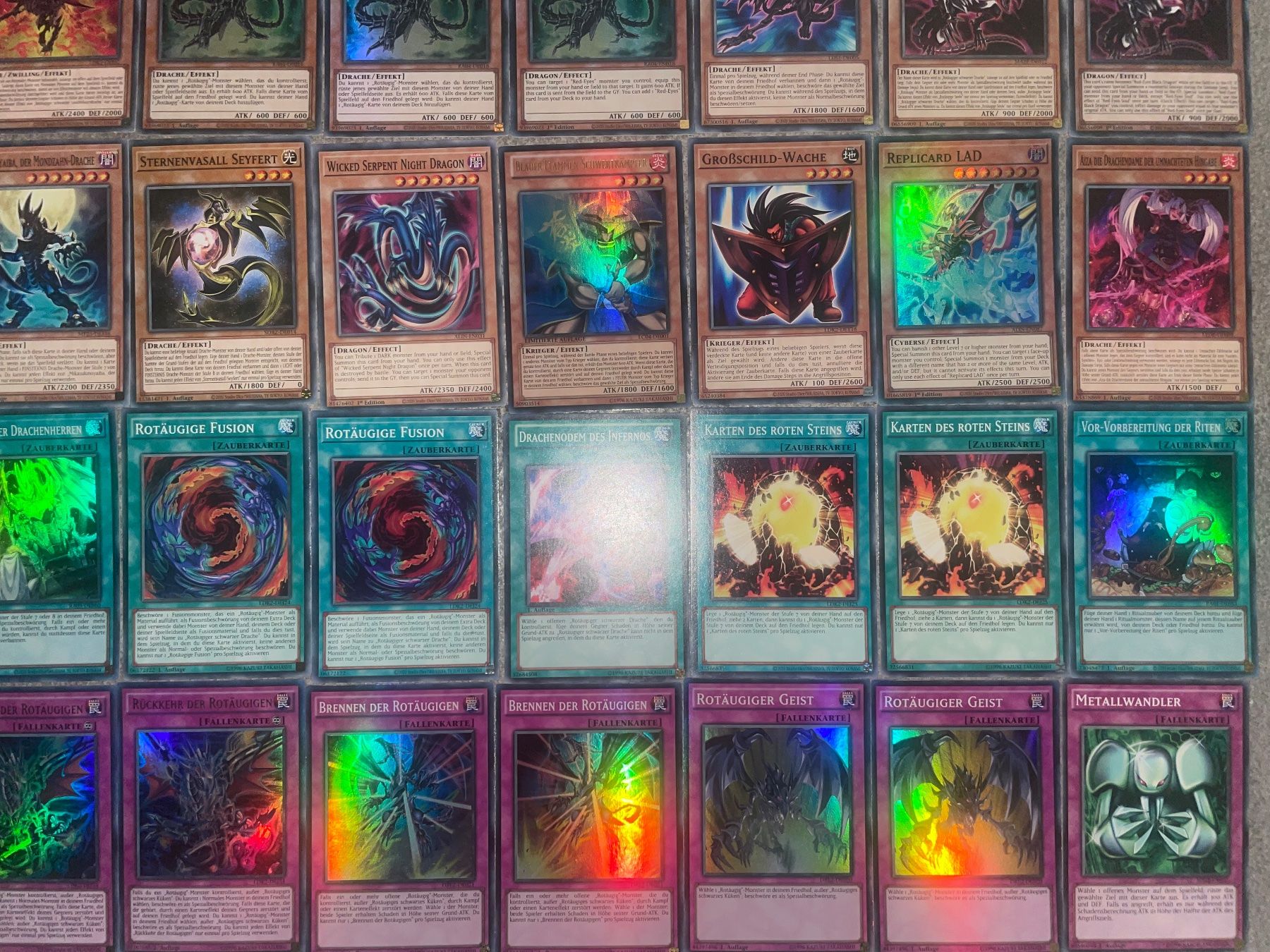 Yugioh Carte collezionabili: YuGiOh Rotäugiger schwarzer Drache Deck! – Nuovo (secondo la descrizione) da Altstätten SG venduto da ChangeMaker 4