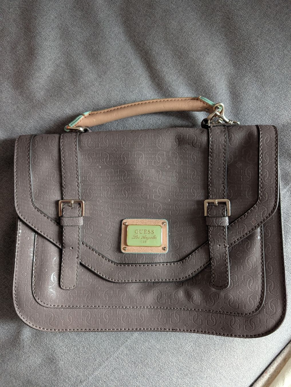 Guess Borse da donna: Sac à main Guess Gris / Turquoise – Usato da Lavey-Village venduto da dol_d2fj 3