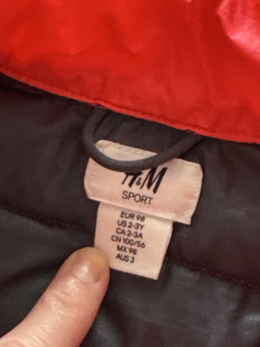 H&M Giacche: Herbst-Jacke, Gr. 98, neon-rot – Usato da Zürich venduto da Petrui 3