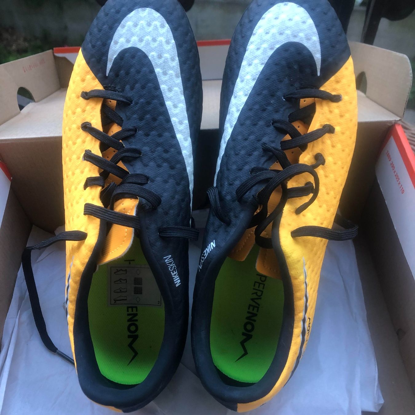 Scarpe per ragazzi: Nike Hypervenom – Nuovo e nell'imballaggio originale da Lausanne venduto da Na2718