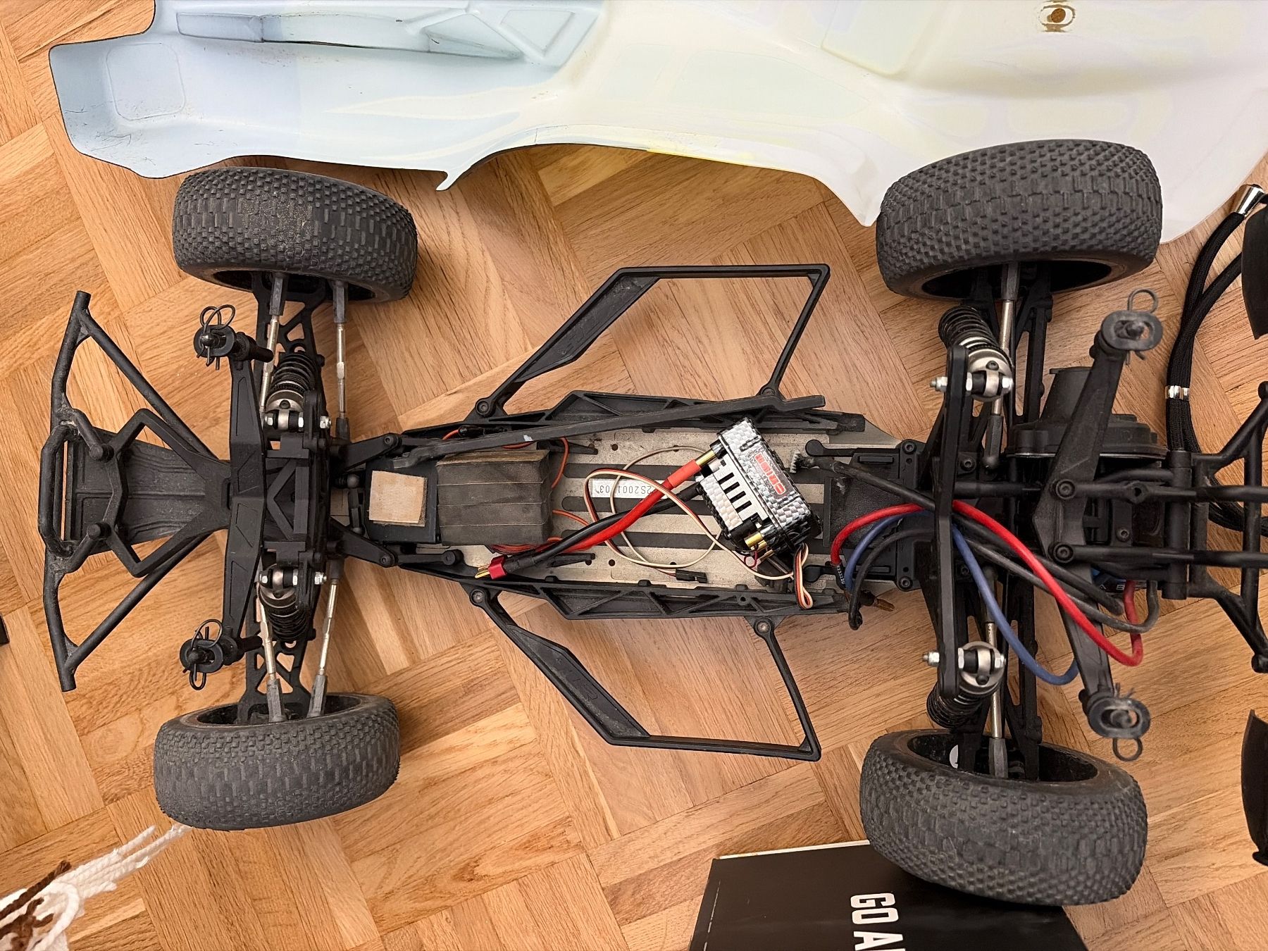 Traxxas Modellismo RC: RC Modellauto elektrisch mit mit 4 zusätzlichen  Pneusets – Usato da Gossau ZH venduto da Daniela710 4