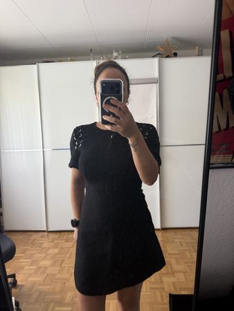 Sandro Kleid