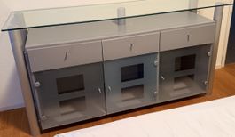 TV-Möbel / Sideboard mit Glasplatte