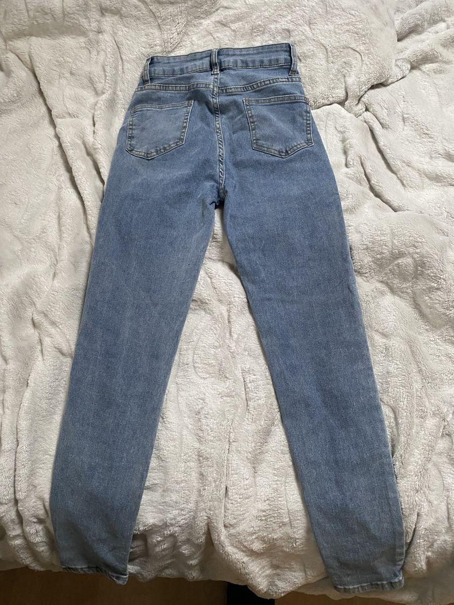 Jeans: Jeans – Gebraucht aus Zell ZH von MegaCatch 1