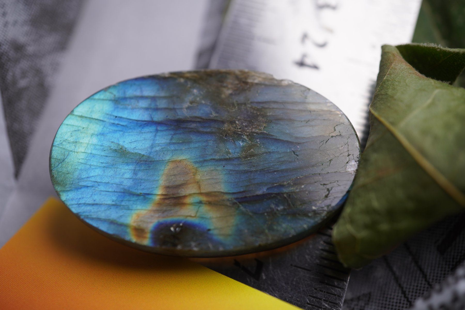 Minerali & Pietre curative: Labradorit Cabochon 69ct  ab 1.- – Nuovo e nell'imballaggio originale da Eschenbach SG venduto da topstone 3