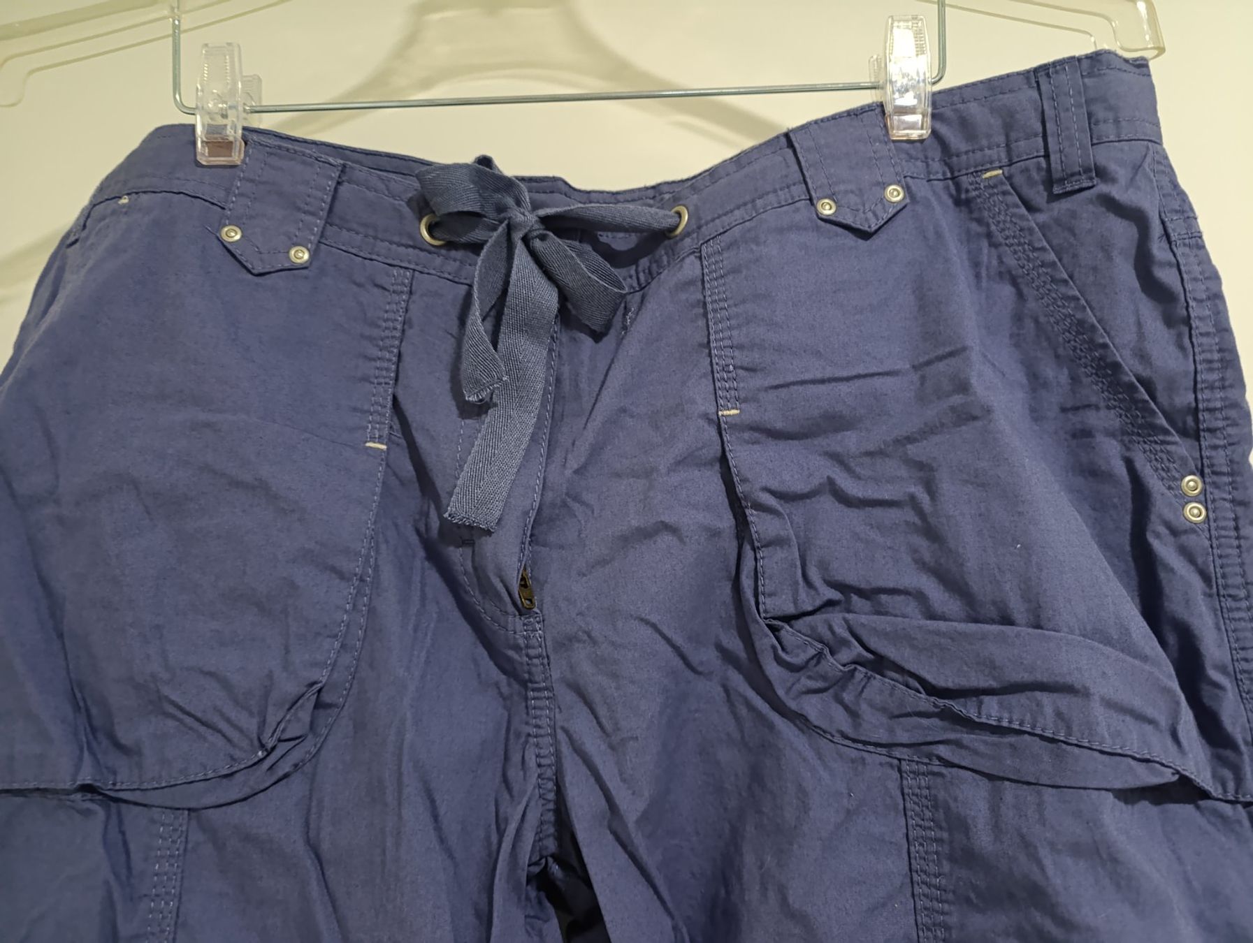 Hosen: Pantalon bleu – Neu (gemäss Beschreibung) aus St-Cergue von Neviana 2