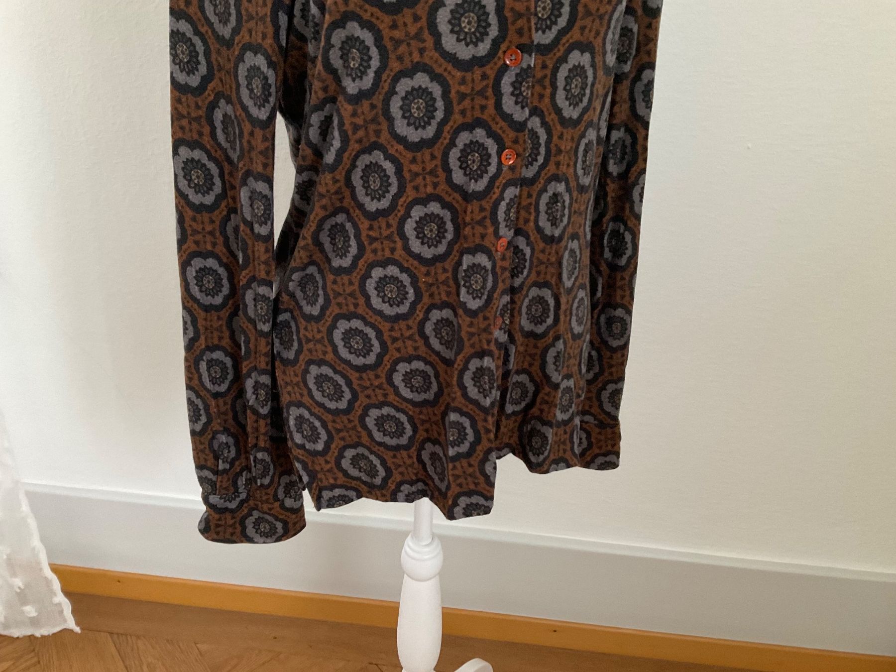 Maliparmi Camicette: Blusenshirt von Maliparmi – Usato da Bern venduto da Gabriela32 8