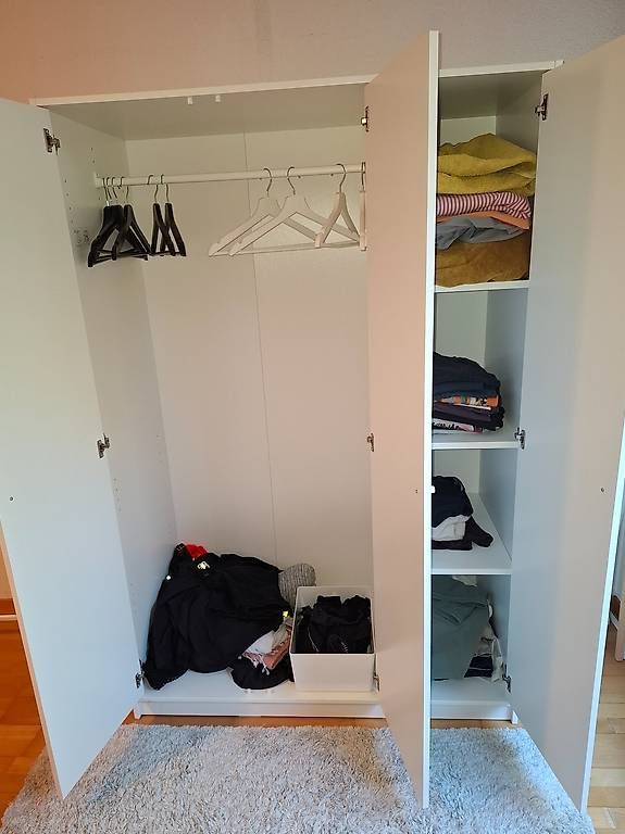 Schränke: Kleiderschrank mit 3 Türen – Gebraucht aus Zürich von lin_tjq6 1