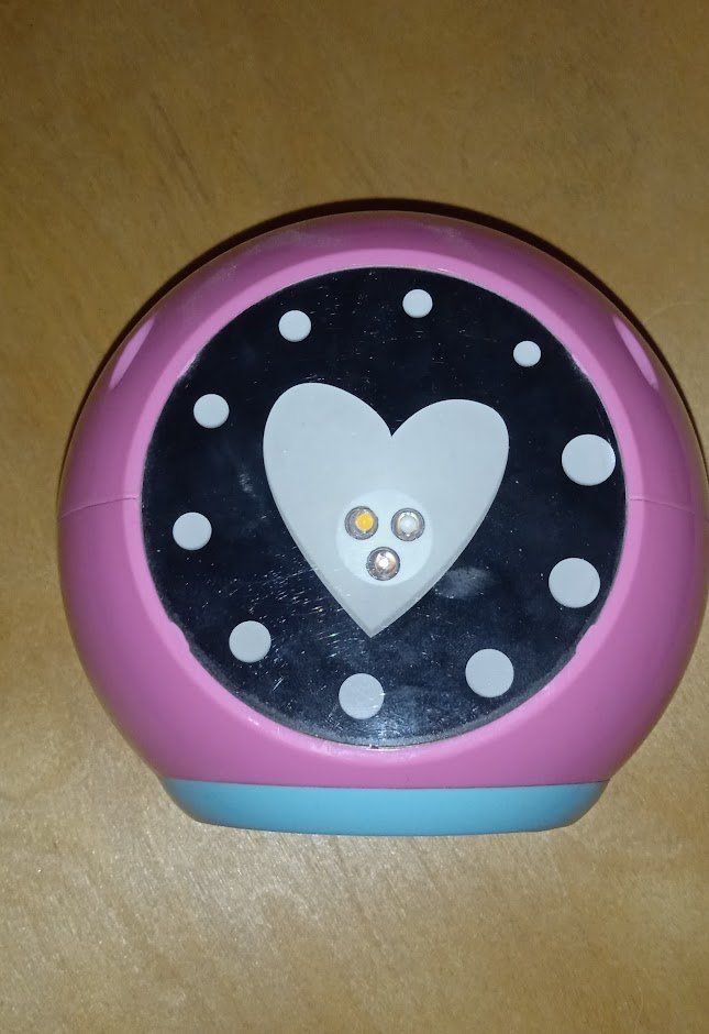 Sveglie: Kinderwecker mit Licht und Einhorn Motiv – Usato da Gipf-Oberfrick venduto da Harfenisa 1