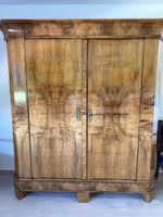 Schrank Kirschbaum furniert Höhe 200cm Breite 190cm