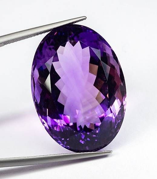 Pietre preziose: Améthyste Royale d'Exception - 62.48 ct - Certifiée GRA – Usato da Sion venduto da 15ramses 4
