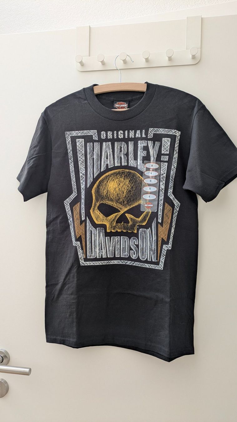 Harley-Davidson T-shirt: Harley Davidson – Usato da Estévenens venduto da Rockingirl