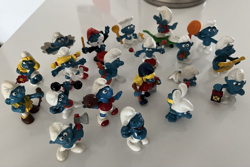 Schlümpfe Konvolut 24 Stück Bully Peyo Schleich 1
