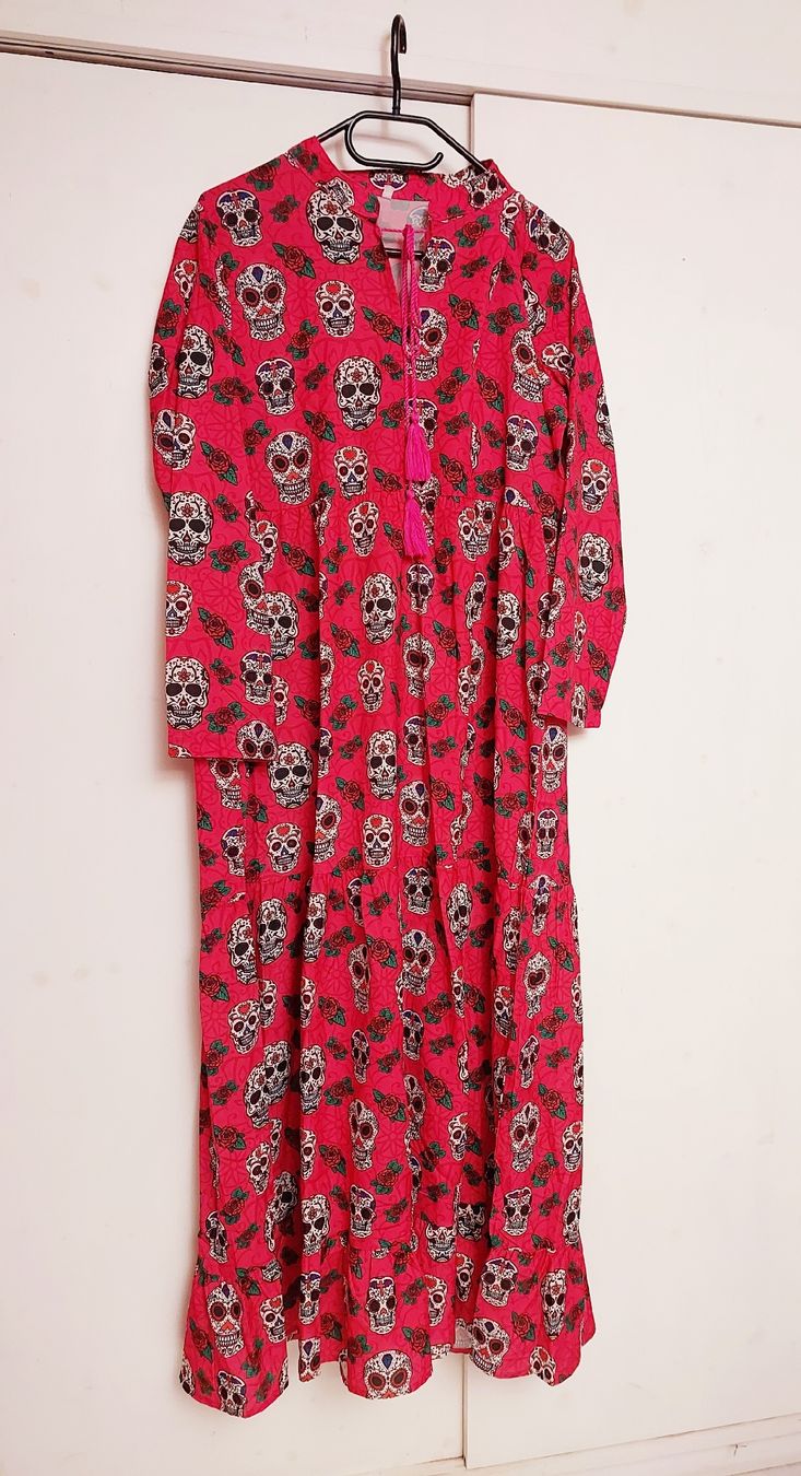 Robes: Oversize Kleid – Neuf (Voir description) à Brunnen par CHOUCHOU. 1