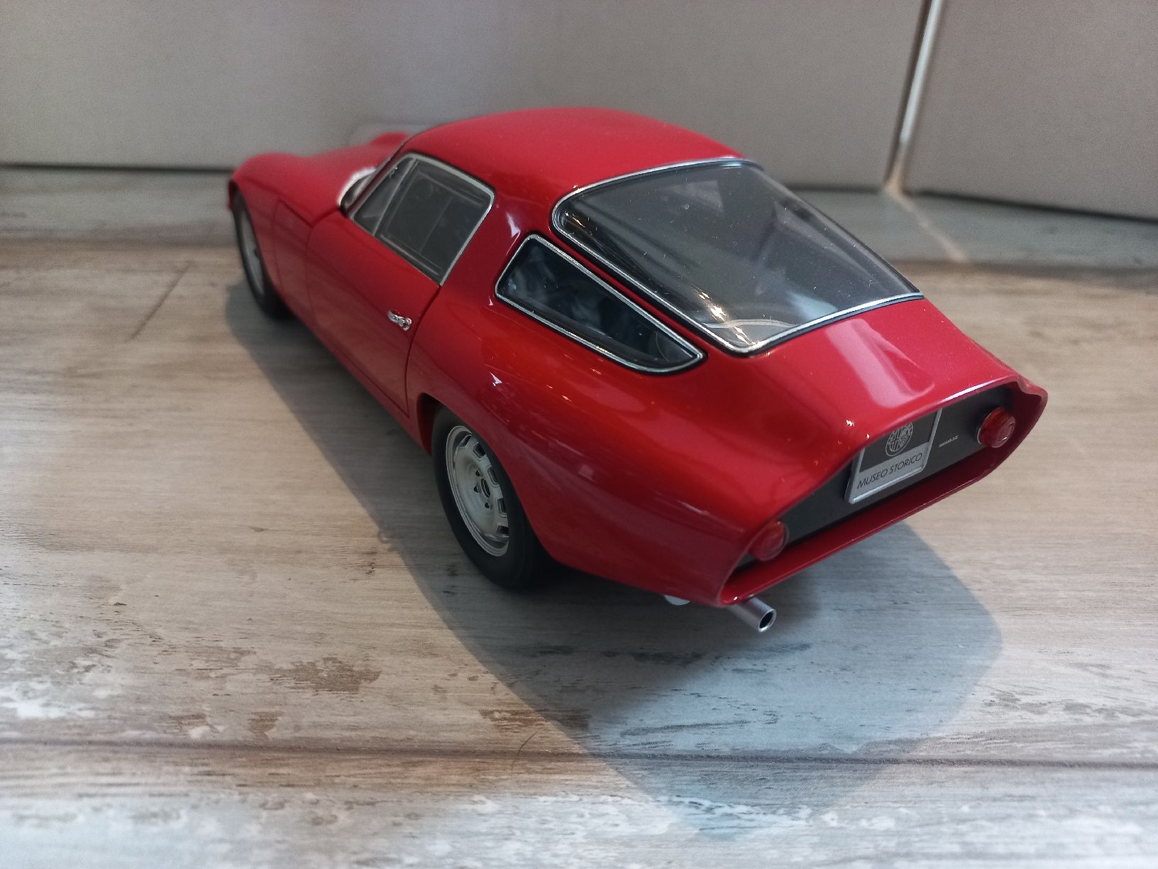 Autoart Voitures modèles: Alfa Romeo TZ 1/18 Autoart – D'occasion à Attalens par remy_s00 3