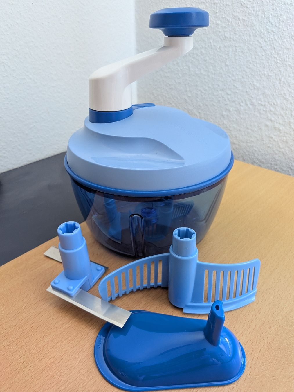 Tupperware Elettrodomestici da cucina: Tupperware Quick Chef Blau – Nuovo (secondo la descrizione) da Zürich venduto da Lalelu011