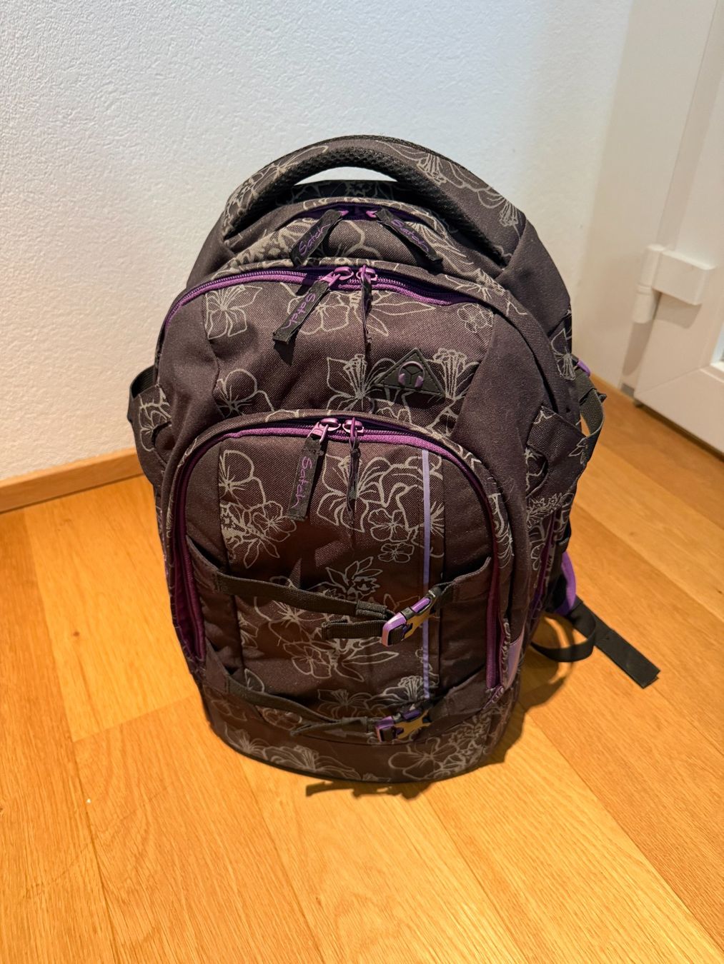 Satch Borse & Zaini: Satch Pack Schulrucksack Schwarz Mädchen – Usato da Hägendorf venduto da ama_71
