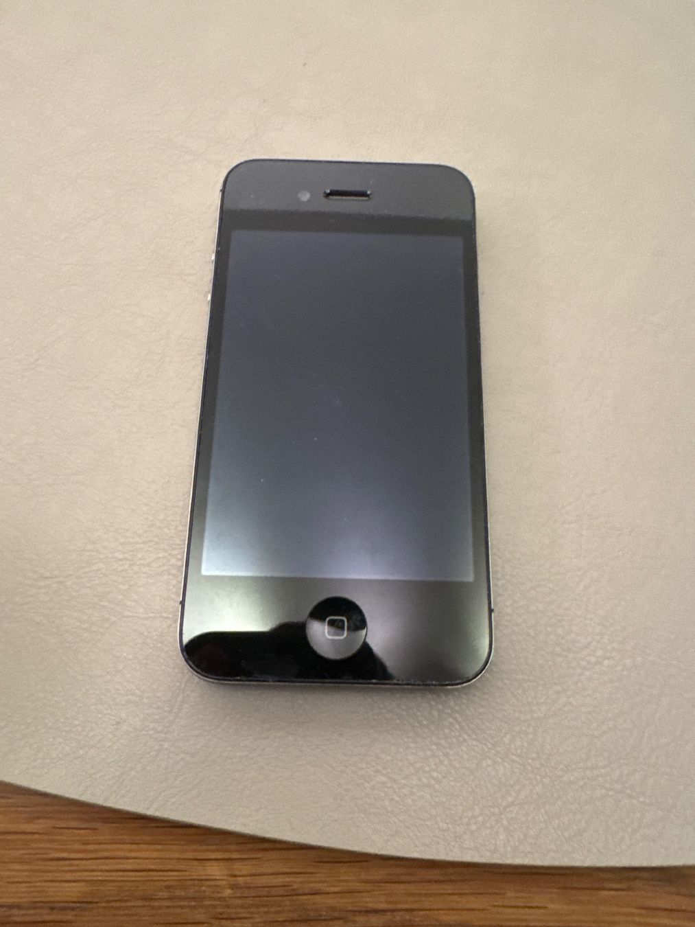 Apple Telefoni cellulari / Smartphones: iPhone 4 / 4s – Difettoso da Adliswil venduto da Busys