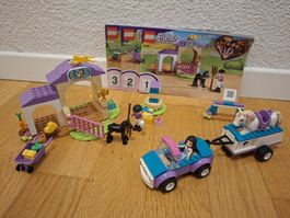 LEGO Friends 41441 Trainingskoppel und Pferdeanhänger