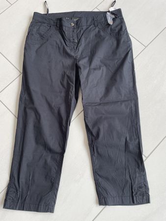 Damenhose Gr 42 neu 3/4 lang NEU