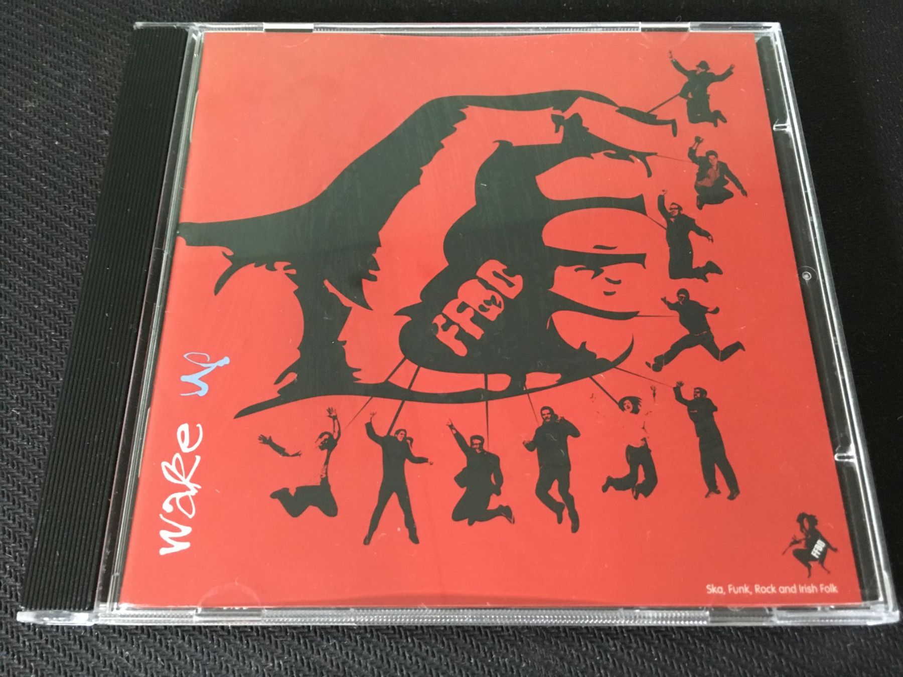 CD: Freaky Funky Beer Doze - Wake Up -CD- – Usato da St.Gallen venduto da MedienJoe