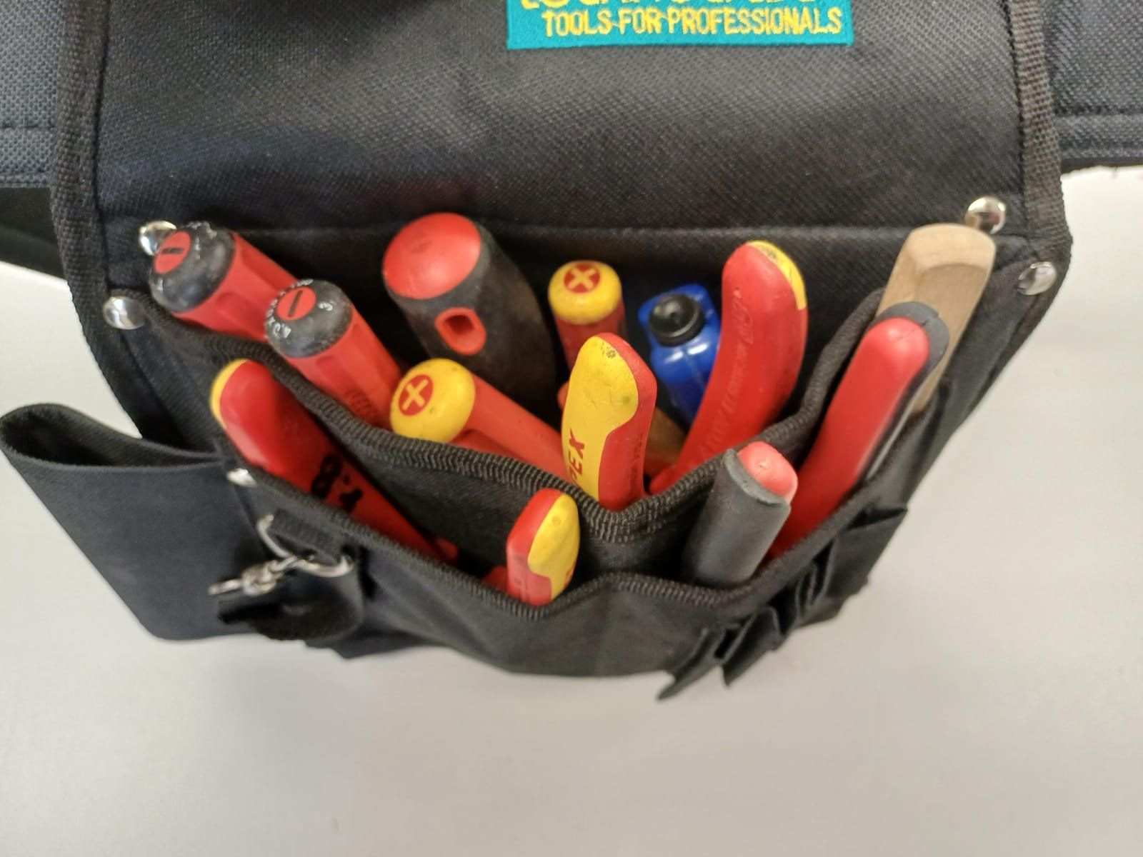 Tutti gli attrezzi: Werkzeugtasche mit Gürtel – Usato da Sursee venduto da Network_41AG 1