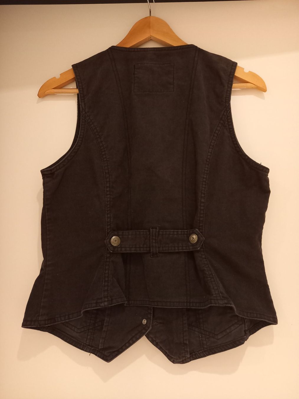 Cecil Gilet & Giacche senza maniche: CECIL Kordweste / Gilet – Usato da Kaltbrunn venduto da floscuculis 1