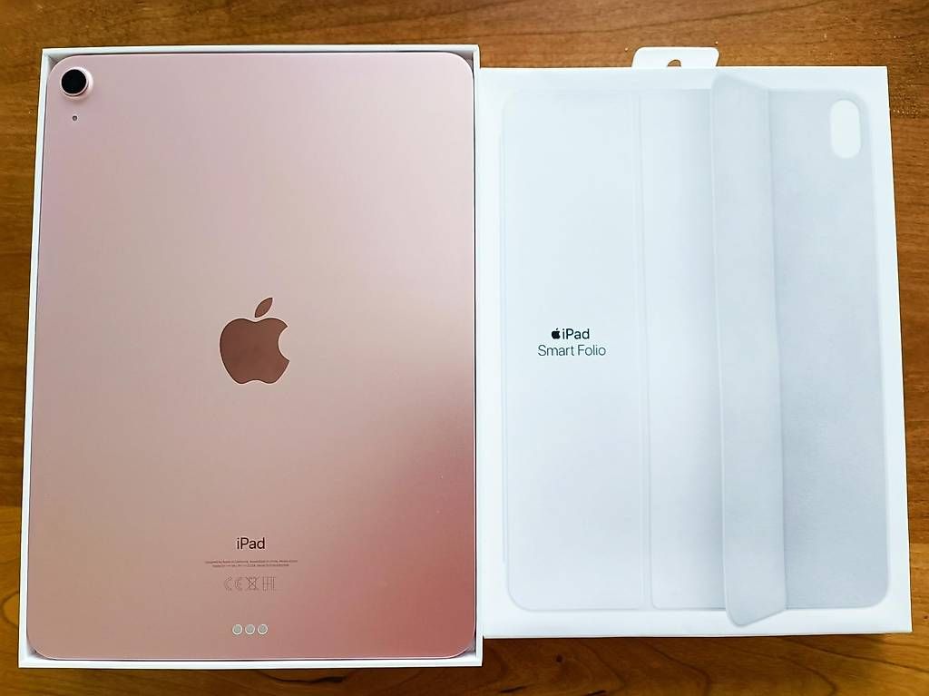 Apple Tablettes PC: Ipad Air WIFI 256GB + SmartFolio – D'occasion à Madetswil par Urs804 2