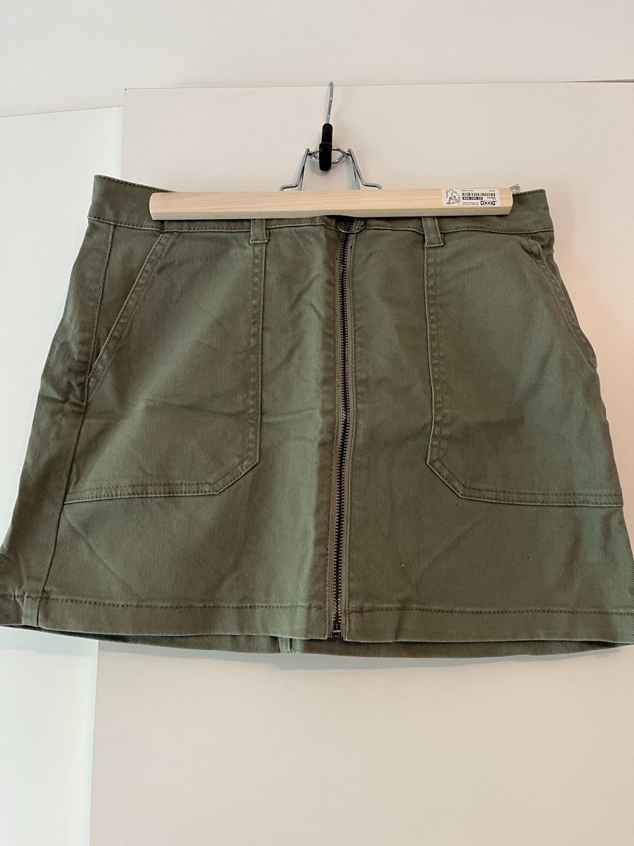 Gonne: Pull&Bear Rock, khaki, Grösse M, neuwertig, mit Reissverschl – Nuovo (secondo la descrizione) da Gockhausen venduto da Lali013