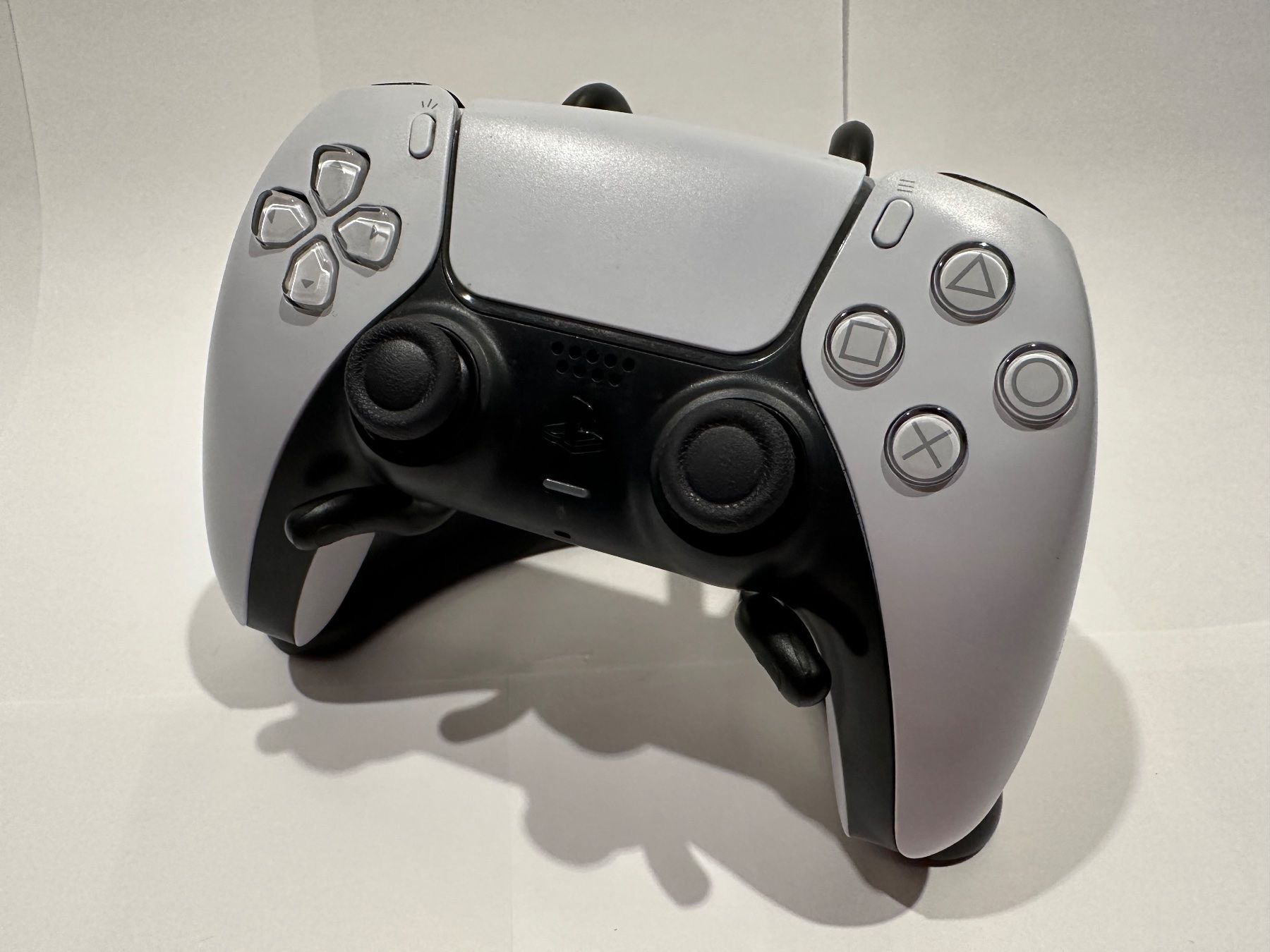 Sony Controller: Original PS5 Controller DualSense Weiss – Gebraucht aus Chur von