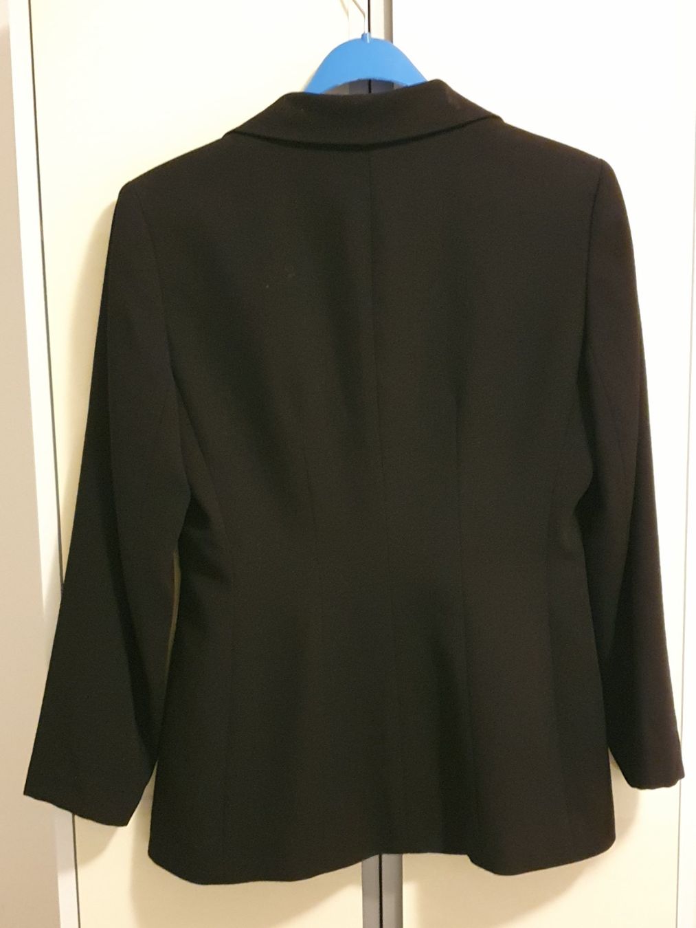 Giacche: Wunderschöne kurze Jacke , chic, schwarz, ca. Gr. 36 – Nuovo (secondo la descrizione) da Zürich venduto da sunflower89 1