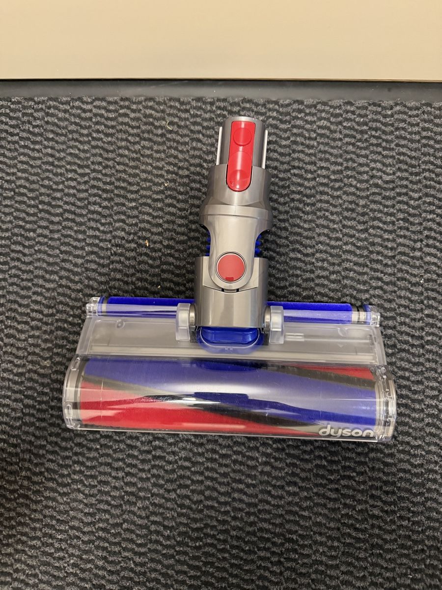 Dyson Altro per la casa: Dyson brosse V11  – Usato da Meyrin venduto da SA_3006 1