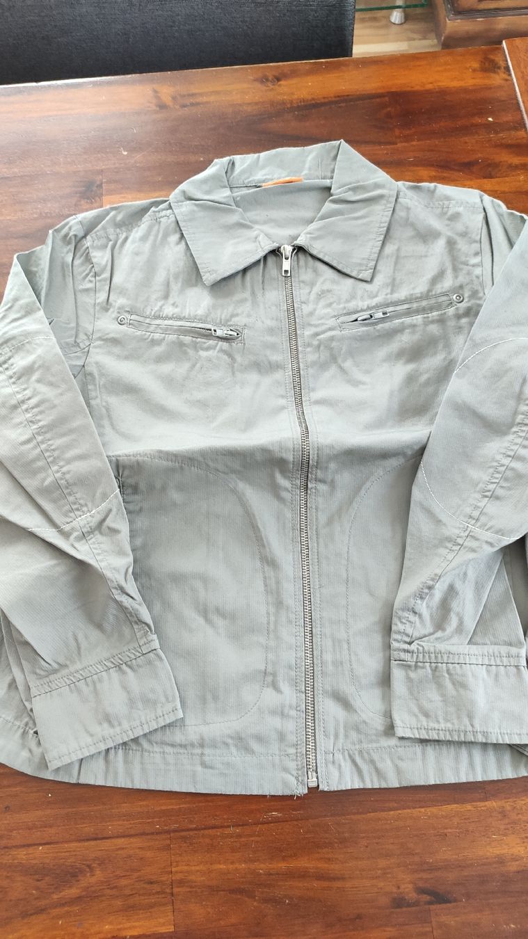 Jacken & Mäntel: Jacke, Grösse 142, Olivgrün – Gebraucht aus Wohlen AG von art_9qvl