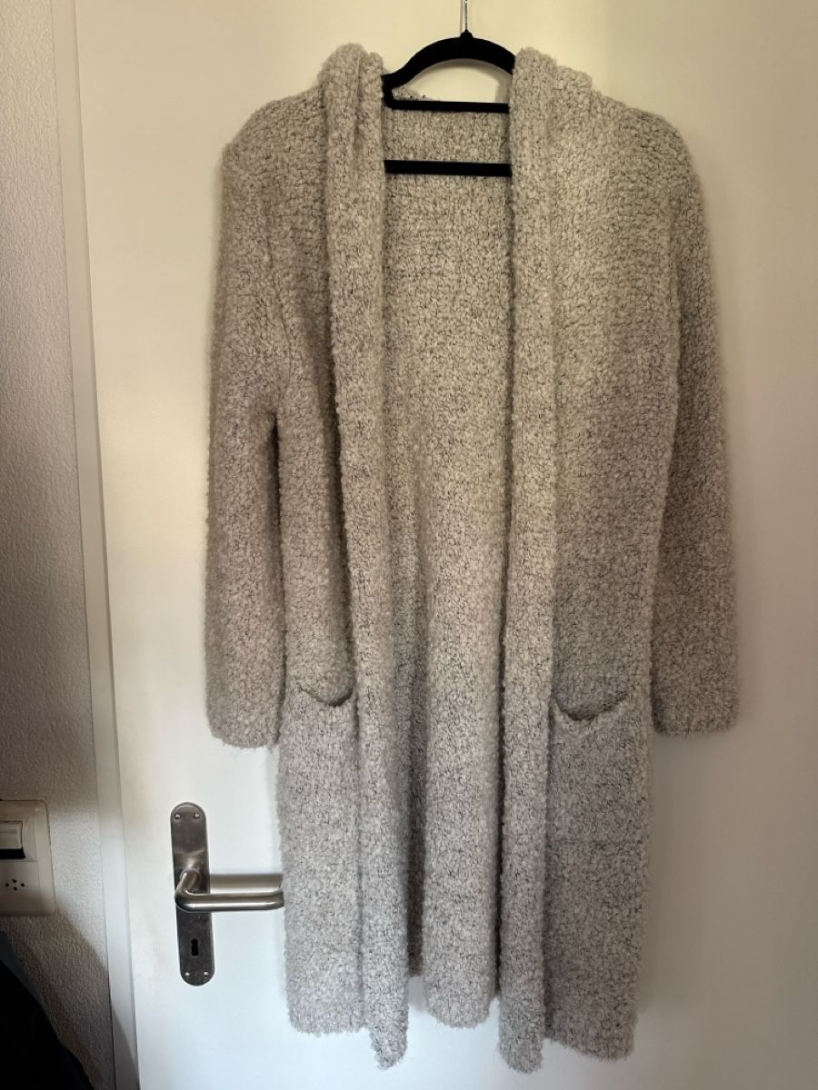 Giacche: Flauschiger Strickmantel, Cardigan, Winter, Grösse Onesize – Usato da Bassersdorf venduto da padriga68