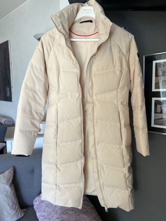 Damen Daunenmantel Rukka beige gesteppt guter Zustand