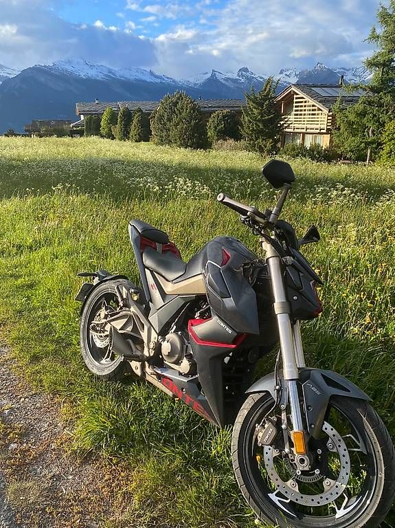 Zontes Strada: Zontes 125 U – Usato da Haute-Nendaz venduto da sam_ywj8 4