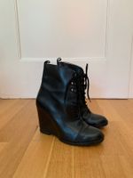 Lederstiefeletten mit Keilabsatz 39