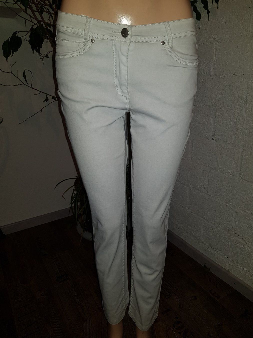 Jeans: GERKE Jeans STRAIGHT Taille / Grosse 36 CH – Usato da Cossonay-ville venduto da Super-Price-Quality