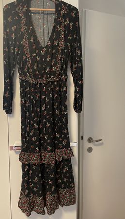 Herbstkleid Blumenmuster schwarz Gr. 40 lang elegant