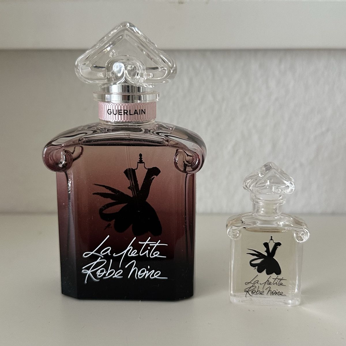 Guerlain Profumi & Eau de Toilette: Guerlain La Petite Robe noire intense 50 mL – Nuovo (secondo la descrizione) da Givisiez venduto da dor_xb9k