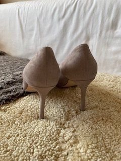 Jimmy Choo Scarpe da donna: Jimmy Choo Romy Suede Pumps Light Grey 37 – Nuovo (secondo la descrizione) da Bernhardzell venduto da Sunka0 3