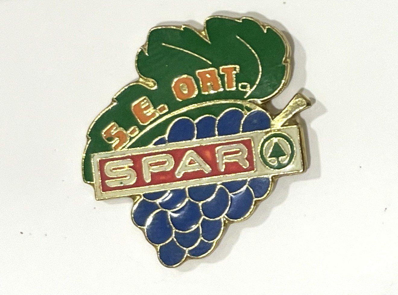 Placchette & Badge: 3 Pins  Spar – Usato da Kriens venduto da TSCH1 1