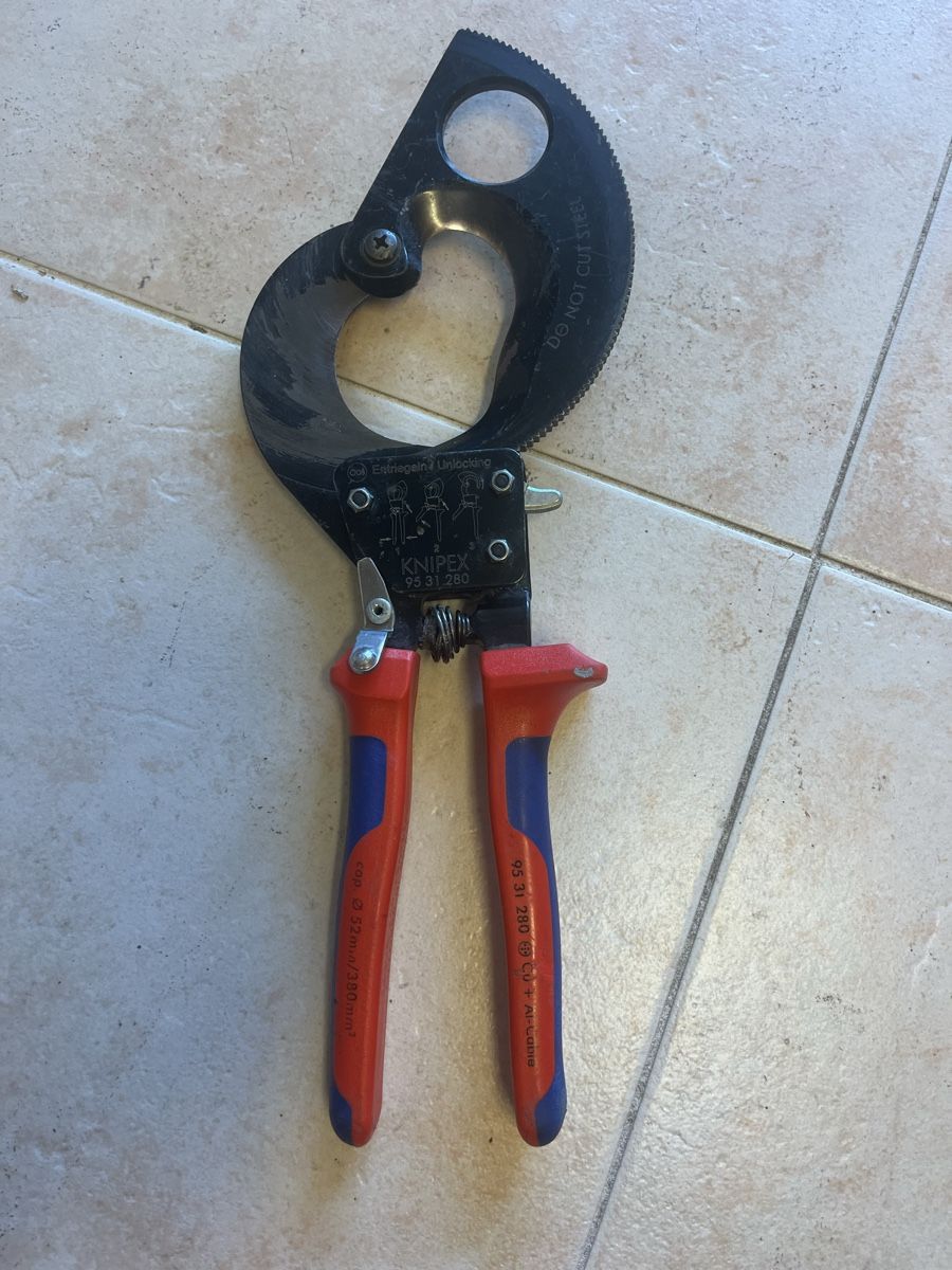 Knipex Alle Werkzeuge: Knipex Kabelschneider 250mm – Gebraucht aus Neerach von fuz_8d7l